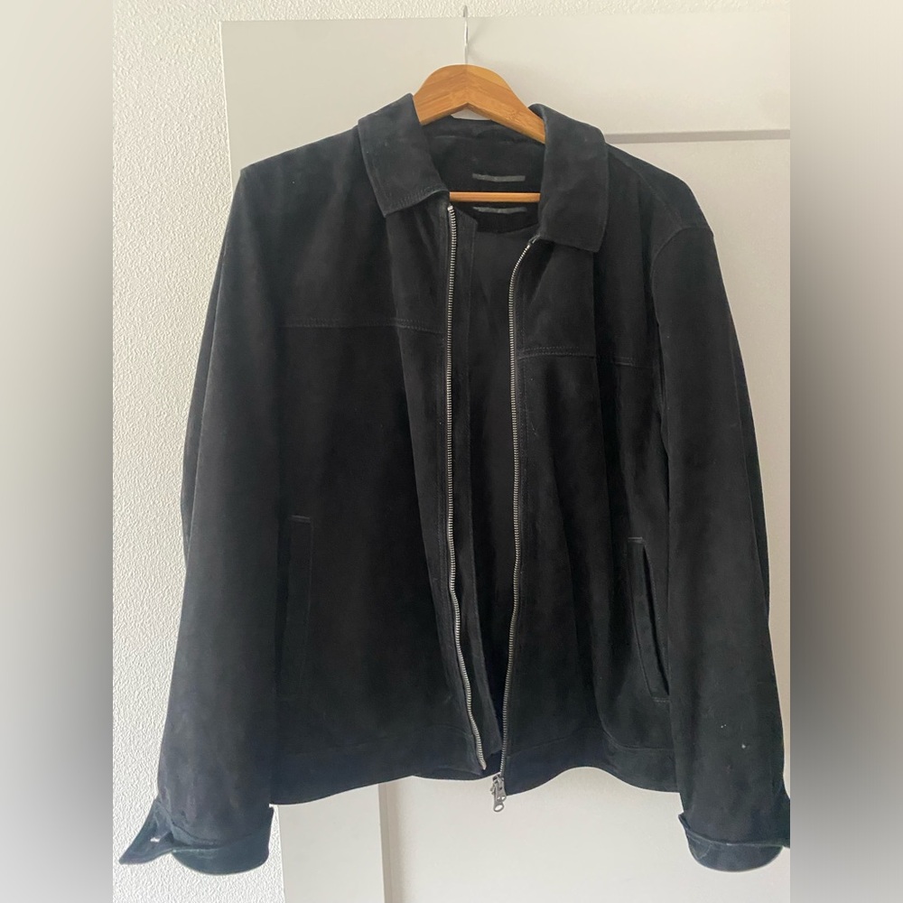 Suede Jacket in Black. Size Medium.